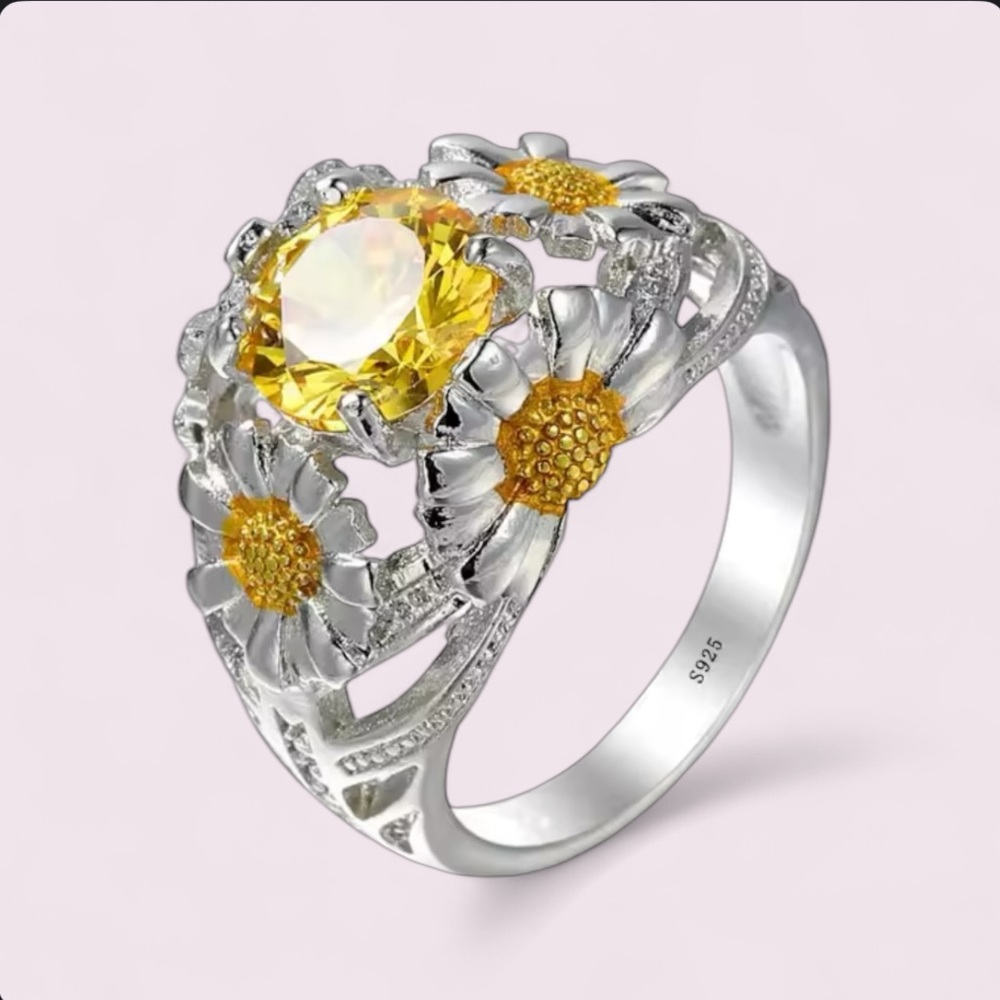 Gorgeous 925 Sterling Silver Sunflower Yellow CZ Statement Ring